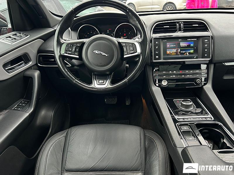 Jaguar F-Pace 8 jaguar f-pace 2017