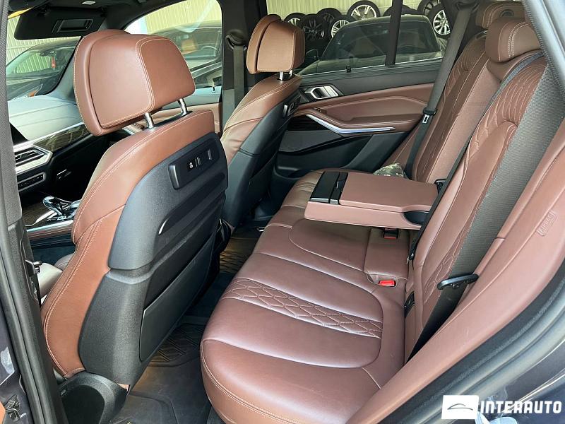 BMW X5 4.0i 21 bmw x5 4.0i 2019