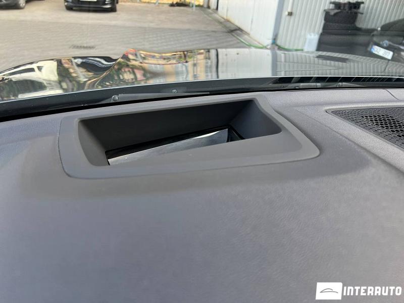 BMW X5 4.0i 11 bmw x5 4.0i 2019