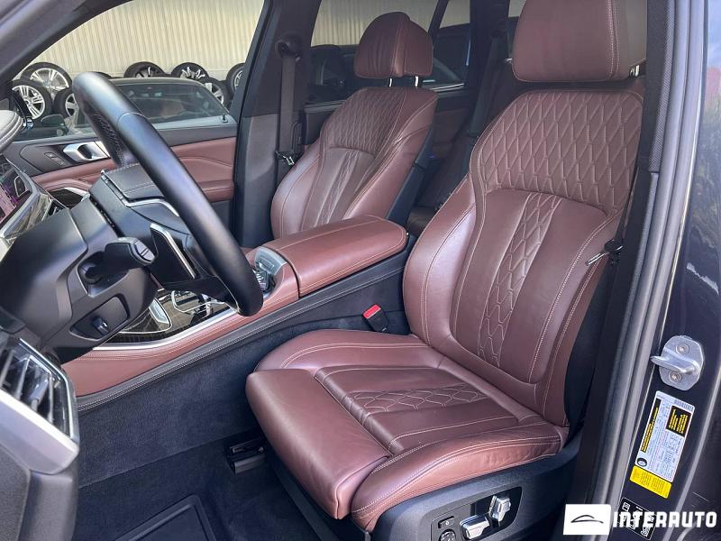 BMW X5 4.0i 8 bmw x5 4.0i 2019