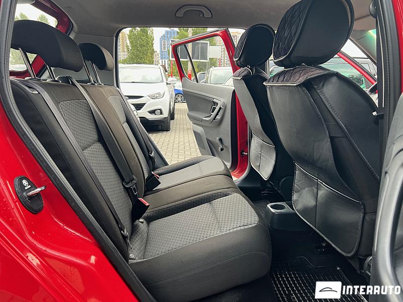 Skoda Fabia 15 skoda fabia 2013