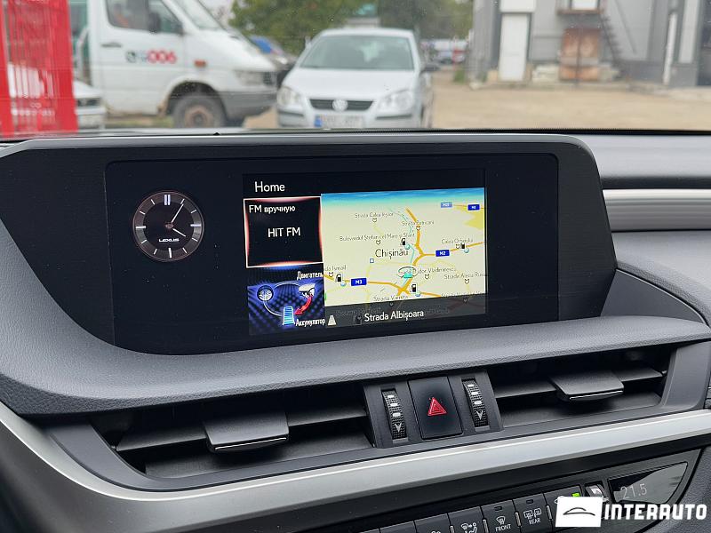 Lexus ES 300h 10 lexus es 300h 2019