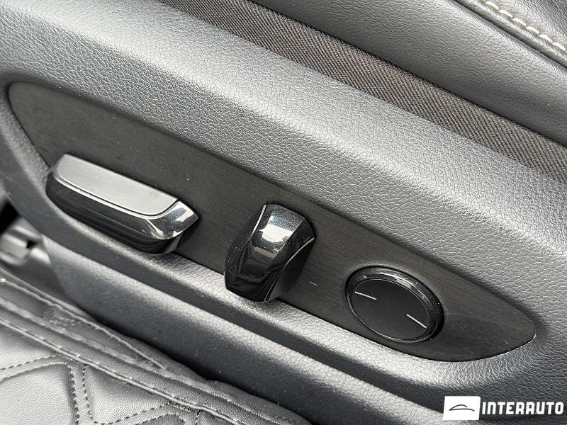 Lexus ES 300h 23 lexus es 300h 2019