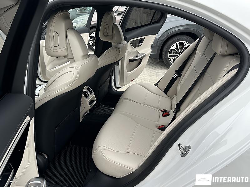 Mercedes C 180 12 mercedes c 180 2023