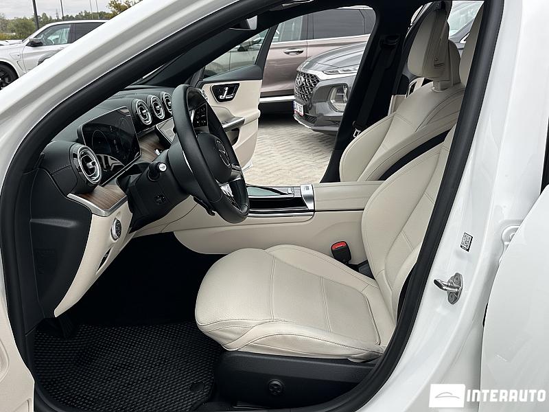 Mercedes C 180 5 mercedes c 180 2023