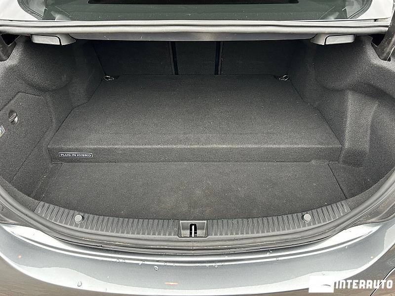 Mercedes C 350e 22 mercedes c 350e 2018