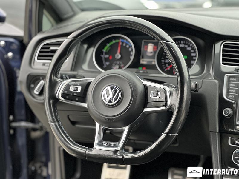 Volkswagen Golf GTE 7 volkswagen golf gte 2016