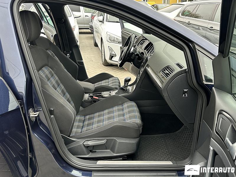 Volkswagen Golf GTE 15 volkswagen golf gte 2016