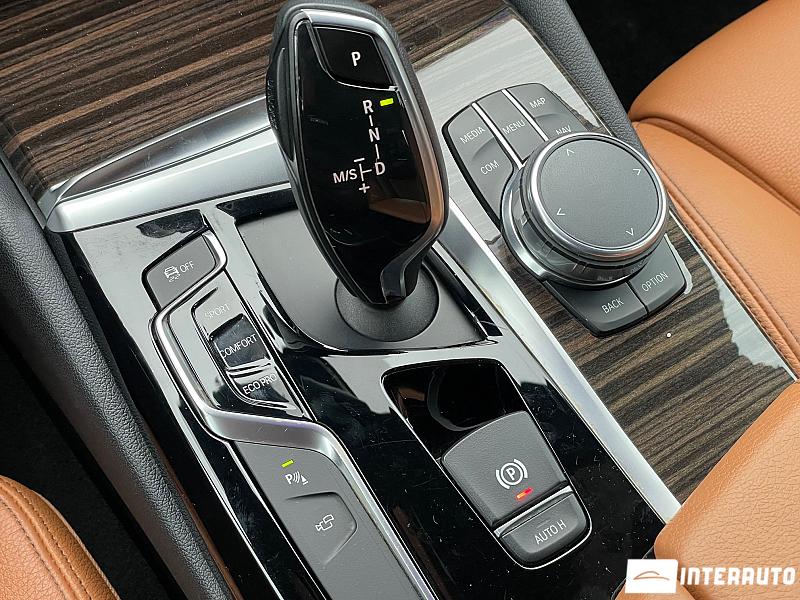 BMW 530 15 bmw 530 2018