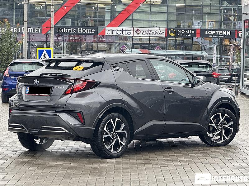 Toyota C-HR 3 toyota c-hr 2021