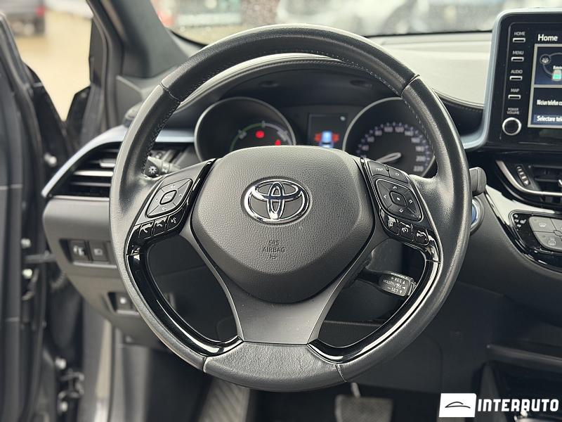 Toyota C-HR 7 toyota c-hr 2021