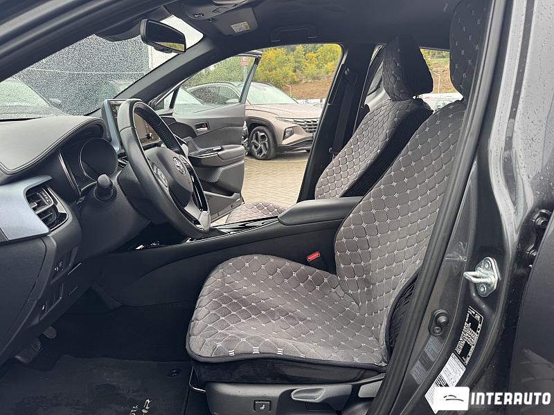 Toyota C-HR 5 toyota c-hr 2021