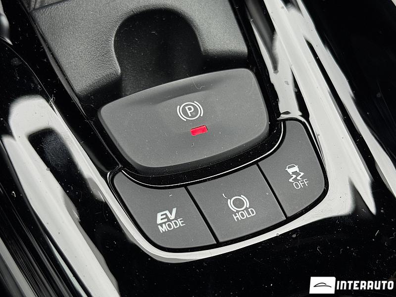 Toyota C-HR 13 toyota c-hr 2021