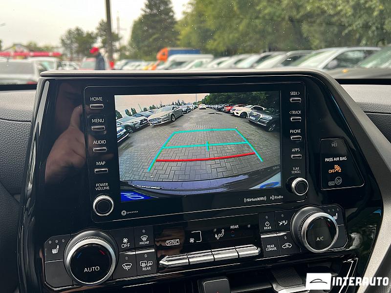 Toyota Highlander 13 toyota highlander 2020