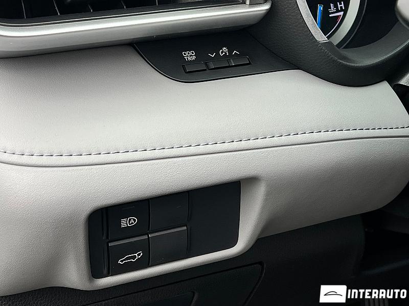 Toyota Highlander 8 toyota highlander 2020