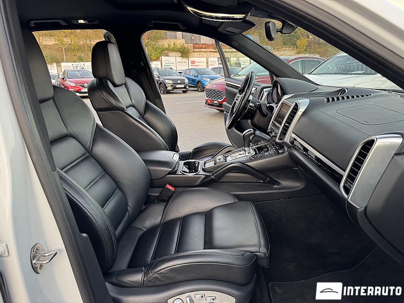 Porsche Cayenne S Hybrid 16 porsche cayenne s hybrid 2016