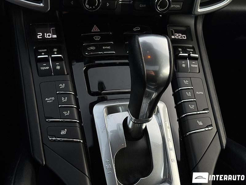 Porsche Cayenne S Hybrid 11 porsche cayenne s hybrid 2016