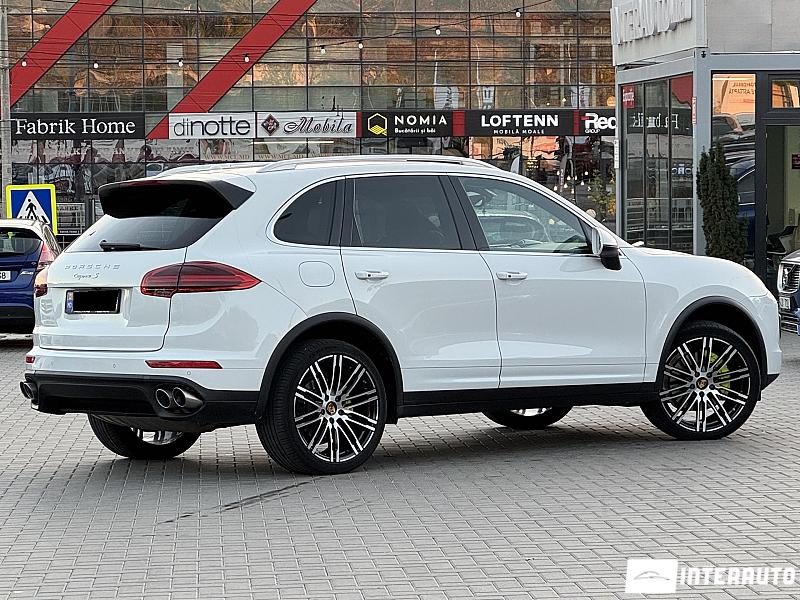 Porsche Cayenne S Hybrid 3 porsche cayenne s hybrid 2016