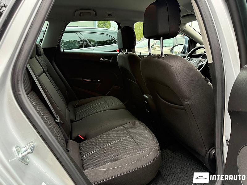 Opel Astra 15 opel astra 2015