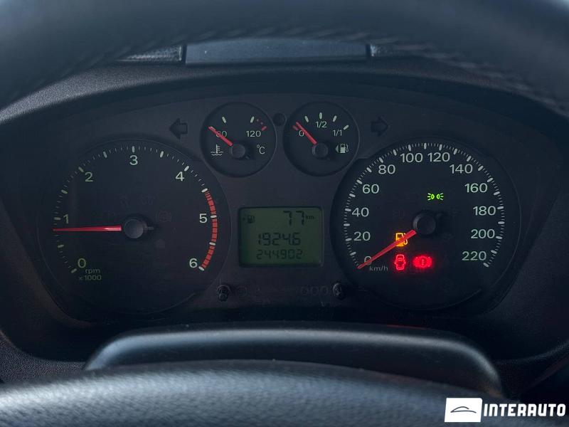 Ford Transit 8 ford transit 2011