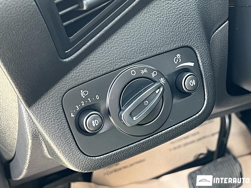 Ford Kuga 17 ford kuga 2019