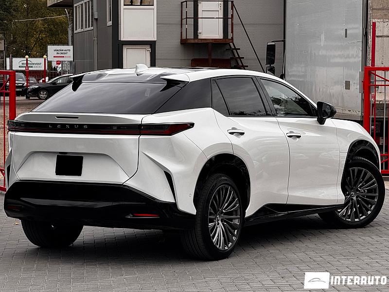 Lexus RZ 450e 2 lexus rz 450e 2023