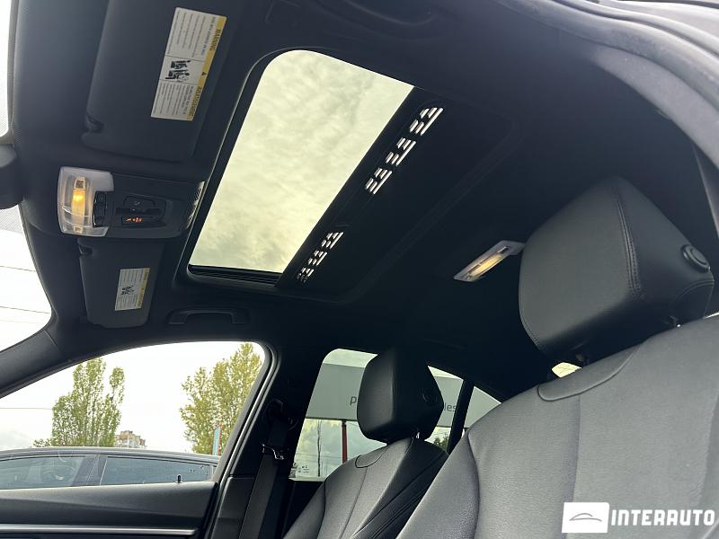 BMW 330E 16 bmw 330e 2017