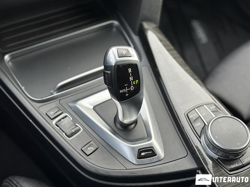 BMW 330E 13 bmw 330e 2017