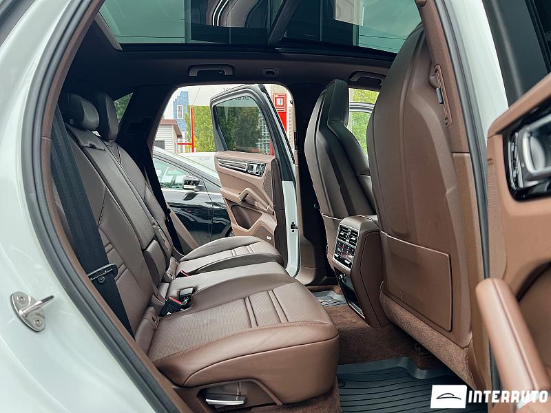 Porsche Cayenne E-Hybrid 23 porsche cayenne e-hybrid 2019