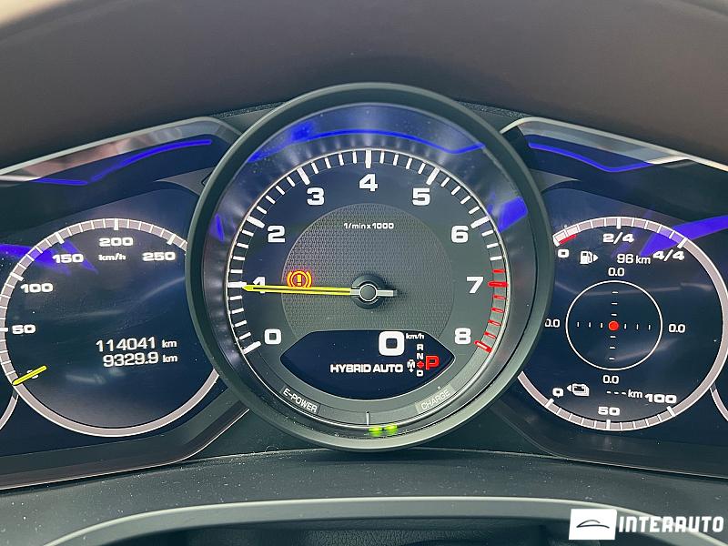 Porsche Cayenne E-Hybrid 16 porsche cayenne e-hybrid 2019