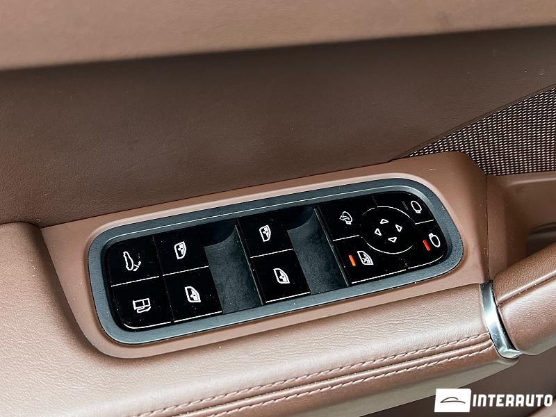 Porsche Cayenne E-Hybrid 11 porsche cayenne e-hybrid 2019