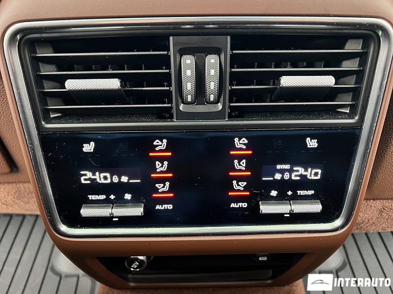 Porsche Cayenne E-Hybrid 24 porsche cayenne e-hybrid 2019