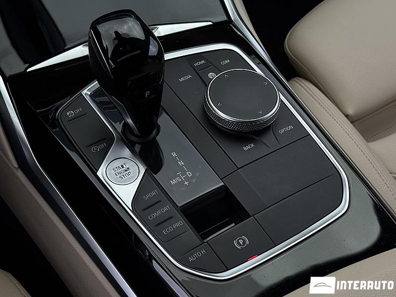 BMW 330 12 bmw 330 2019