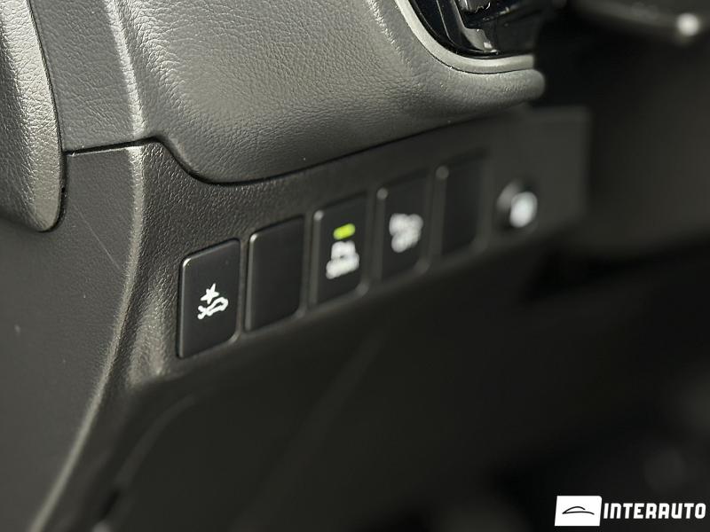 Mitsubishi Outlander 11 mitsubishi outlander 2020