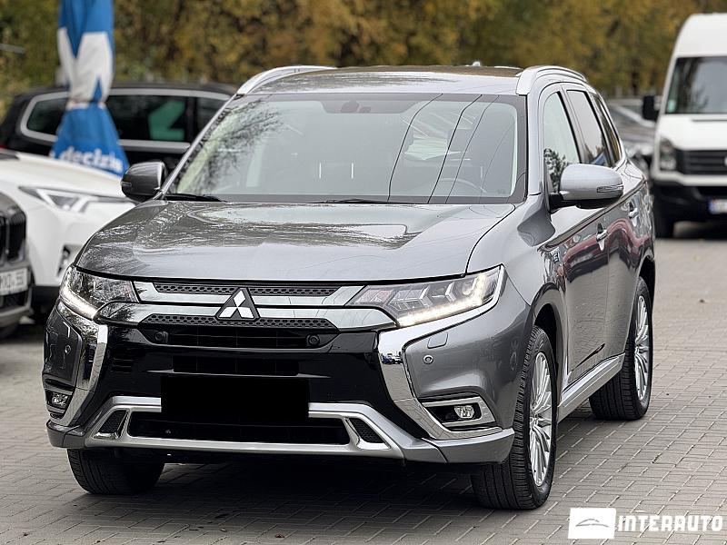mitsubishi outlander 2020