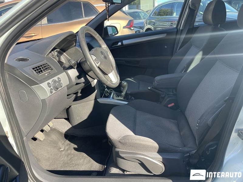 Opel Astra 5 opel astra 2009