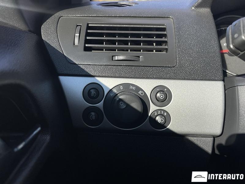 Opel Astra 13 opel astra 2009