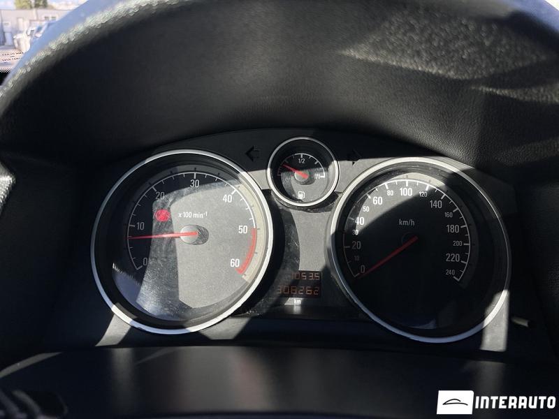 Opel Astra 10 opel astra 2009