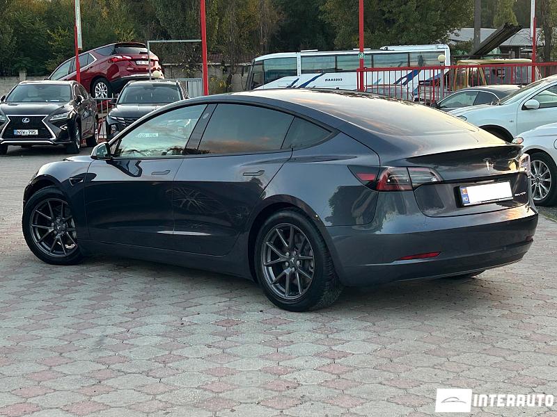 Tesla Model 3 3 tesla model 3 2020