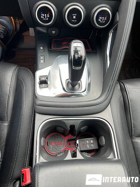 Jaguar E-Pace 16 jaguar e-pace 2018