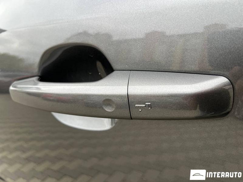 Jaguar E-Pace 6 jaguar e-pace 2018