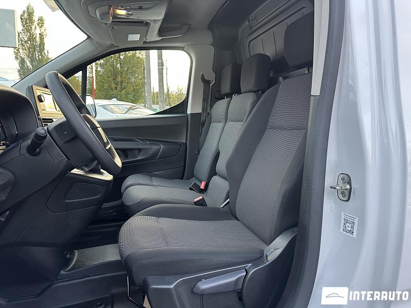 Toyota Proace 5 toyota proace 2024