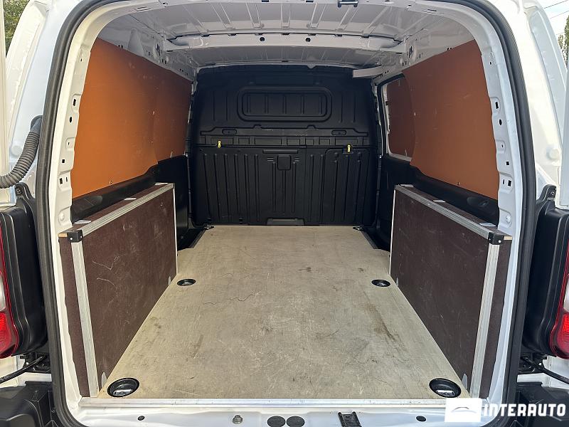 Toyota Proace 16 toyota proace 2024