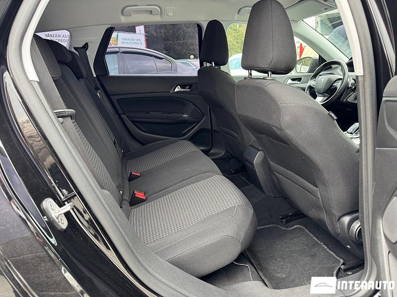 Peugeot 308 15 peugeot 308 2020