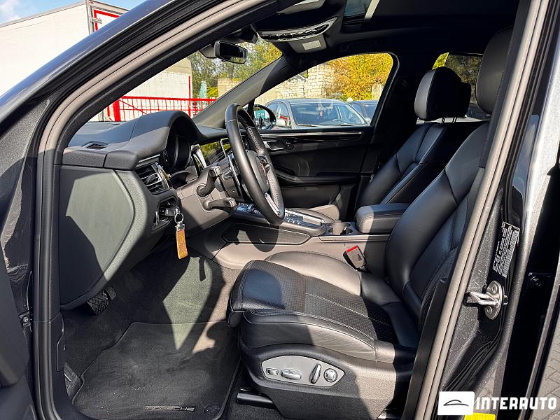 Porsche Macan 6 porsche macan 2018