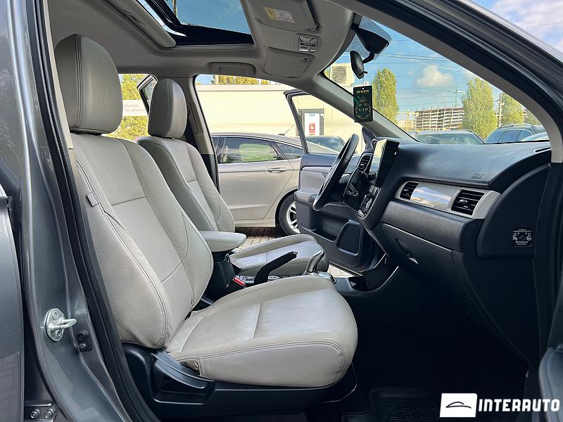 Mitsubishi Outlander 16 mitsubishi outlander 2013