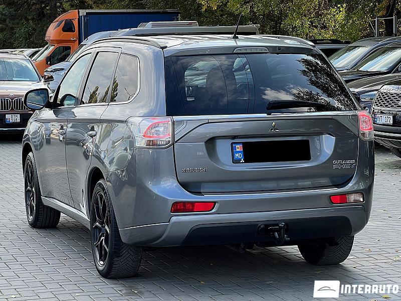 Mitsubishi Outlander 4 mitsubishi outlander 2013