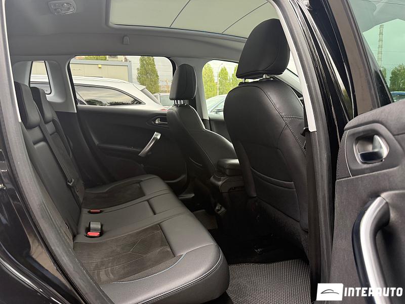 Peugeot 2008 15 peugeot 2008 2018