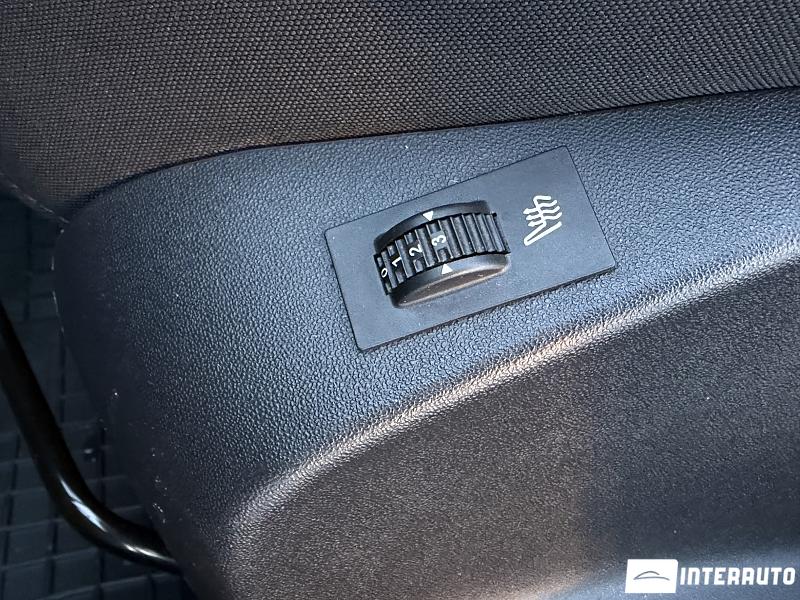 Peugeot 2008 8 peugeot 2008 2019