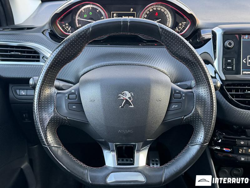 Peugeot 2008 11 peugeot 2008 2019